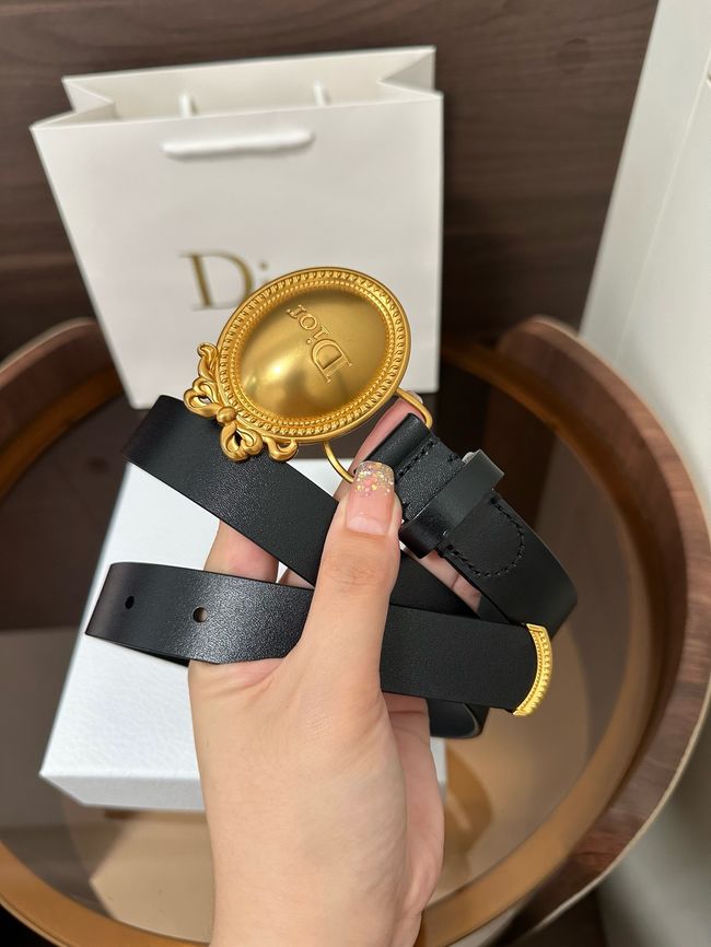 Dior Medaillon Belt Smooth Calfskin 25 MM B1022Q black Dior Medaillon Belt Smooth Calfskin 25 MM B1022Q black