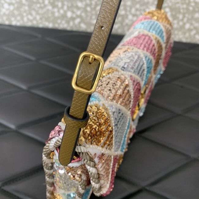 VALENTINO DEVAIN Small Embroidered Shoulder Bag WB0T31 VALENTINO DEVAIN Small Embroidered Shoulder Bag WB0T31