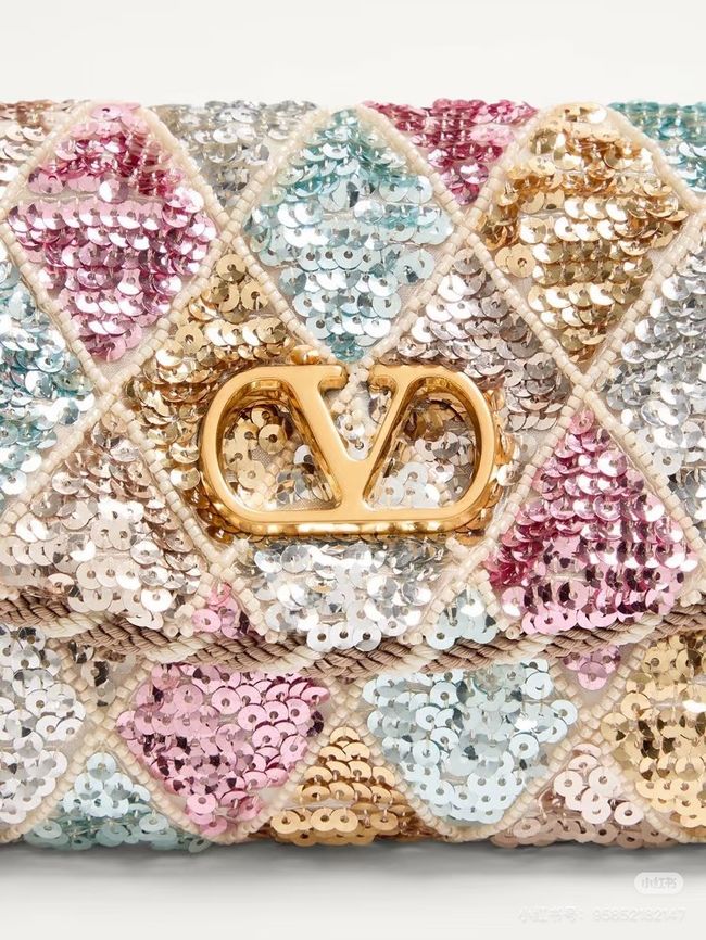 VALENTINO DEVAIN Small Embroidered Shoulder Bag WB0T31 VALENTINO DEVAIN Small Embroidered Shoulder Bag WB0T31