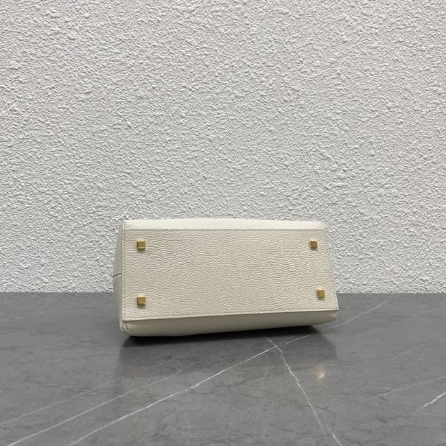CELINE FLAIR IN GRAINED CALFSKIN L10BF5 CREAMY WHITE CELINE FLAIR IN GRAINED CALFSKIN L10BF5 CREAMY WHITE