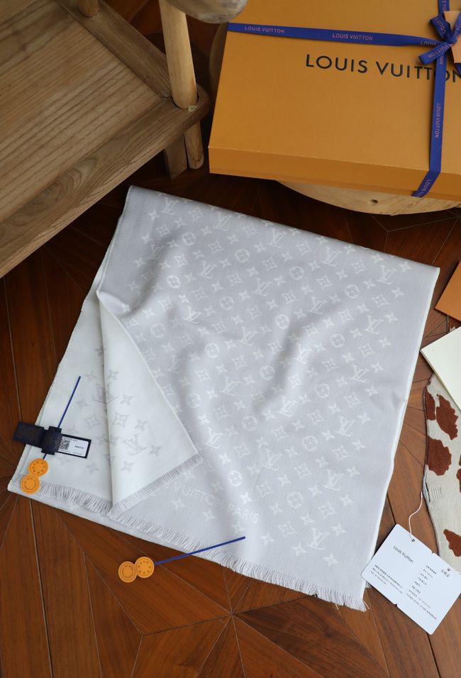 Louis Vuitton New Forevergram Scarf M9A253-2 Louis Vuitton New Forevergram Scarf M9A253-2