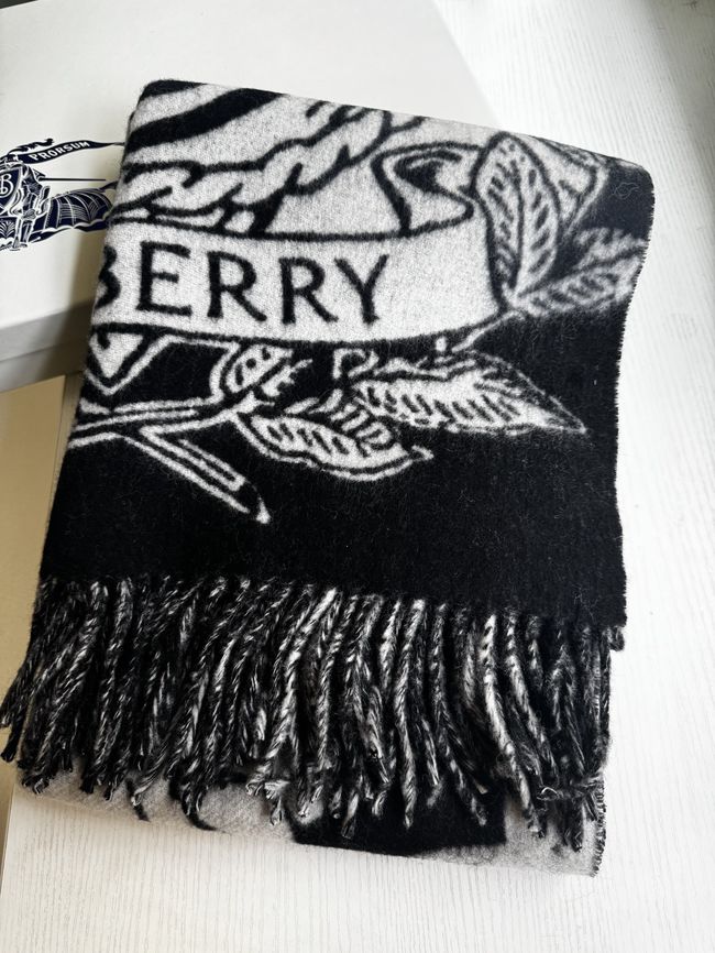 Burberry cashmere scarf BU0030-1
