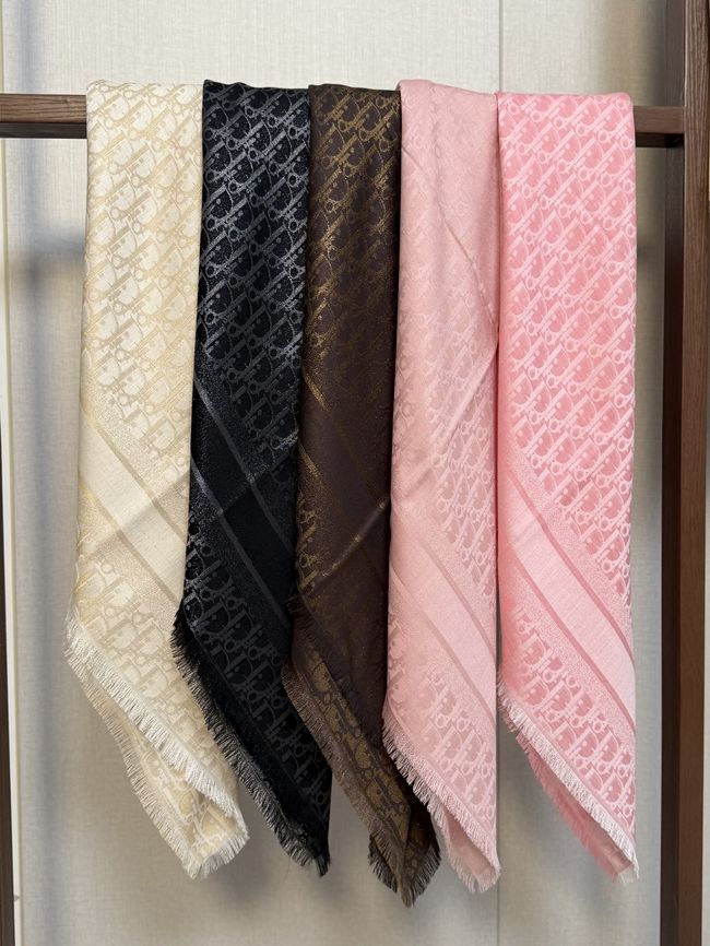 Dior Oblique Shawl Wool and Silk Jacquard I1058-10 Dior Oblique Shawl Wool and Silk Jacquard I1058-10
