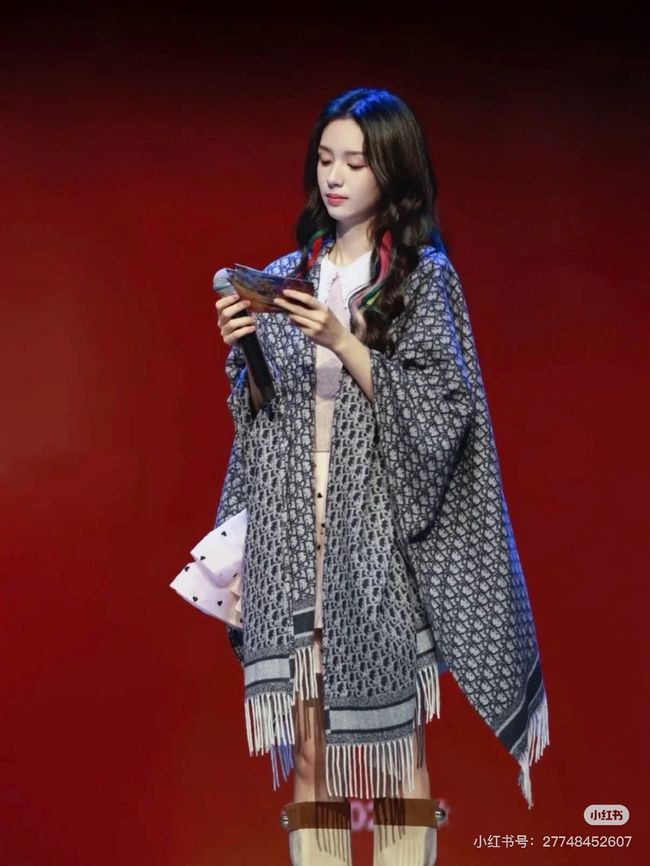 Dior Oblique Shawl Wool and Silk Jacquard I1059