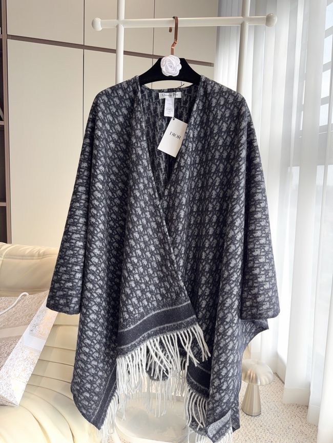 Dior Oblique Shawl Wool and Silk Jacquard I1059 Dior Oblique Shawl Wool and Silk Jacquard I1059