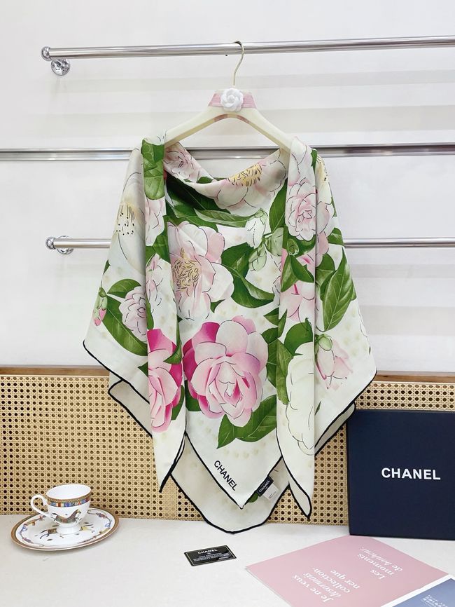 Chanel Wool and Silk Shawl AAC490-2 Chanel Wool and Silk Shawl AAC490-2