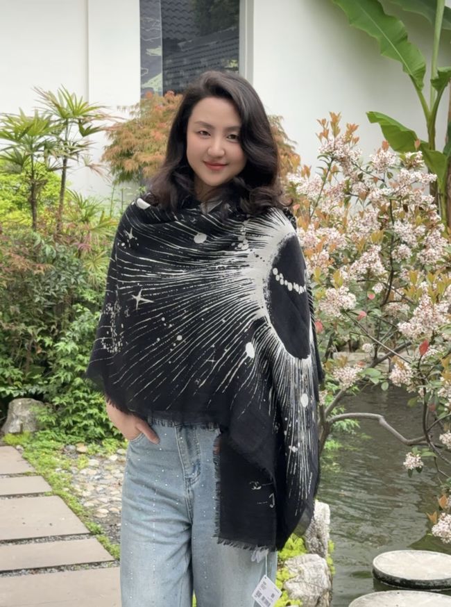 Chanel cashmere scarf AAC489-1