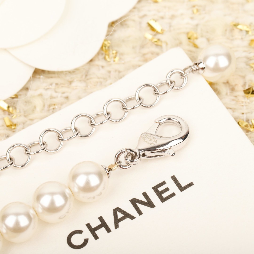 Chanel Necklace EE10022