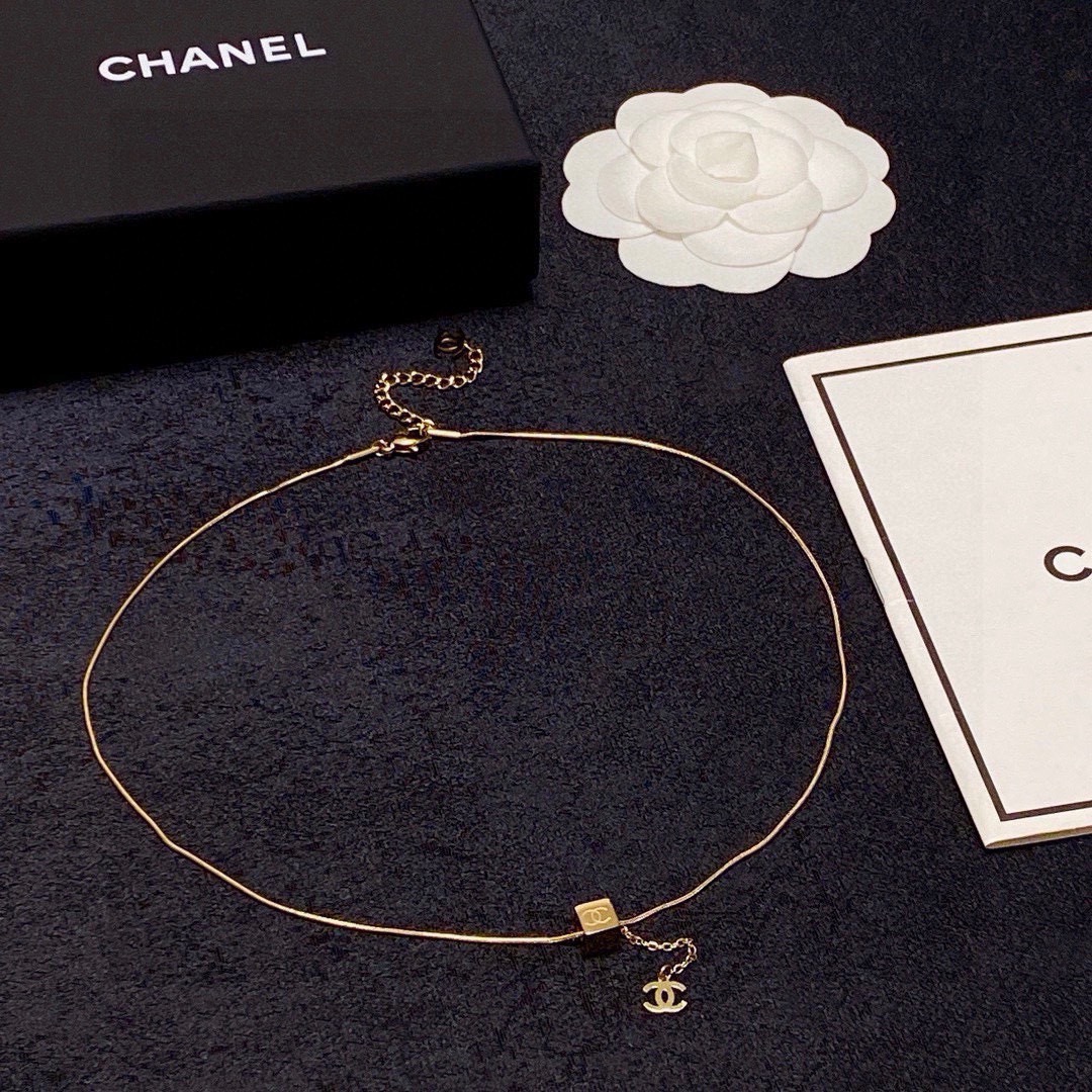 Chanel Necklace EE10025 Chanel Necklace EE10025