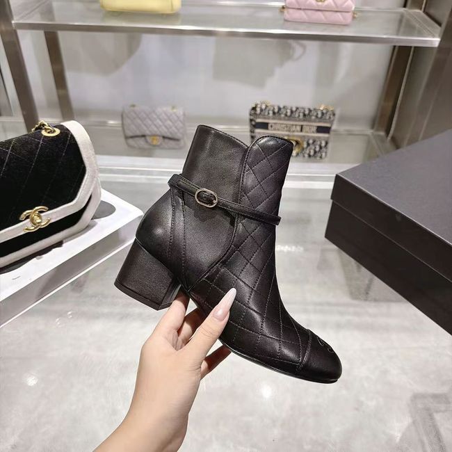 Chanel Mid-Calf Boots C5517-1