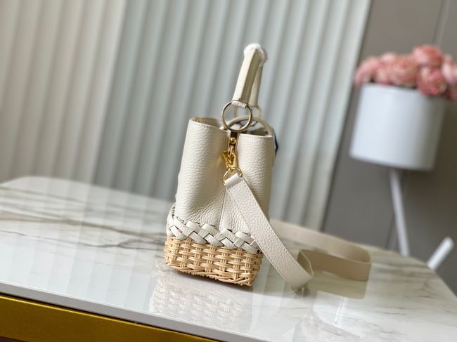 Louis Vuitton Capucines BB M24978 Ivory