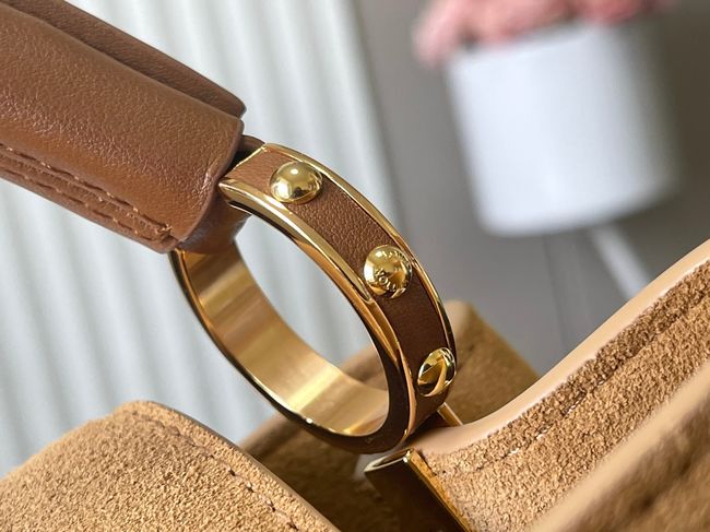 Louis Vuitton New Capucines BB M29613 Hazelnut Louis Vuitton New Capucines BB M29613 Hazelnut