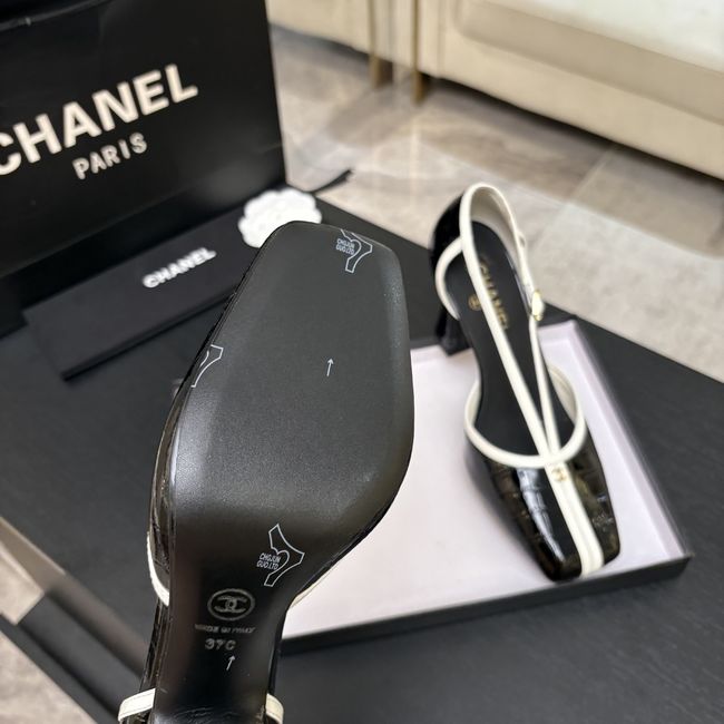 Chanel Mary Janes G47612-8