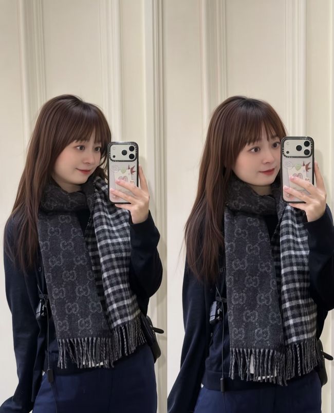 Gucci Reversible Cashmere scarf A010HK-1 Gucci Reversible Cashmere scarf A010HK-1