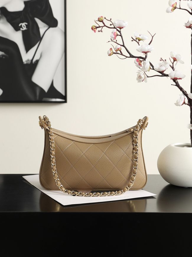 CHANEL Hobo Bag AS6640 apricot CHANEL Hobo Bag AS6640 apricot
