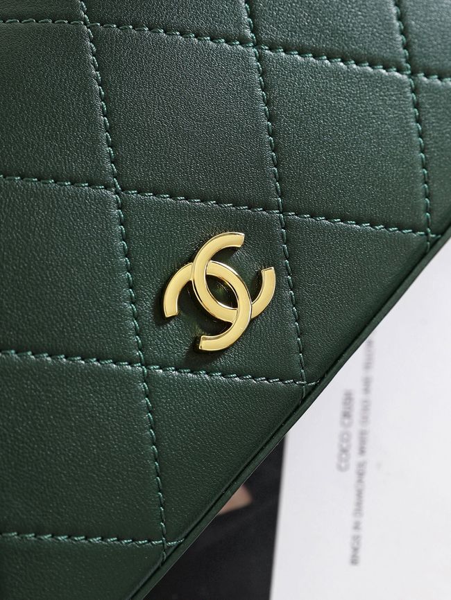 CHANEL Hobo Bag AS6640 green CHANEL Hobo Bag AS6640 green