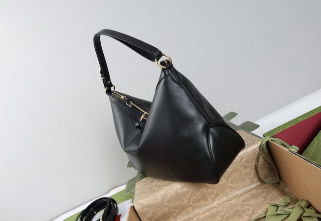 Gucci Starlet large shoulder bag soft leather A00CI2 black