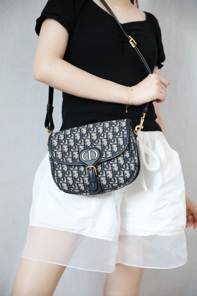 MEDIUM DIOR BOBBY BAG Warm Taupe Box Embroidery M2170 dark blue MEDIUM DIOR BOBBY BAG Warm Taupe Box Embroidery M2170 dark blue
