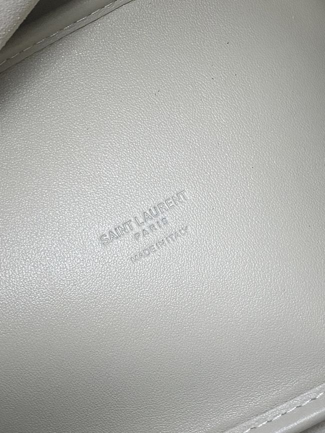 Saint Laurent LE 5 A 7 supple LARGE in grained leather 850545 white Saint Laurent LE 5 A 7 supple LARGE in grained leather 850545 white
