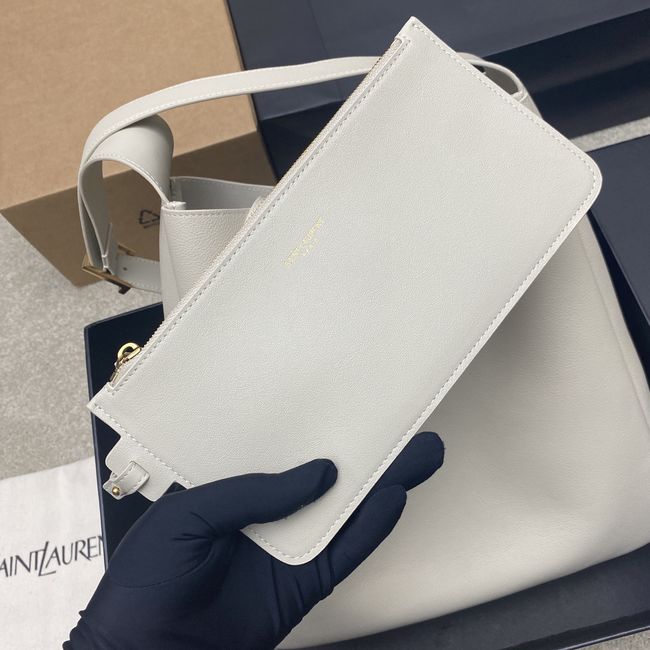 Saint Laurent LE 5 A 7 supple LARGE in grained leather 850545 white Saint Laurent LE 5 A 7 supple LARGE in grained leather 850545 white