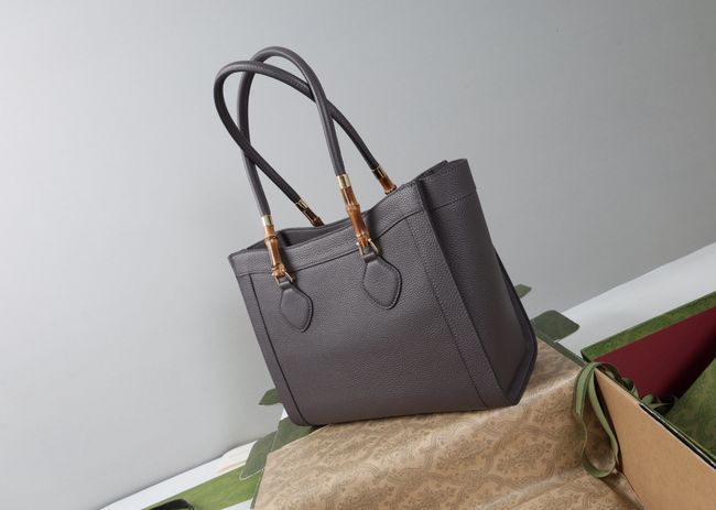 Gucci Bamboo Tote medium bag A005YB gray Gucci Bamboo Tote medium bag A005YB gray