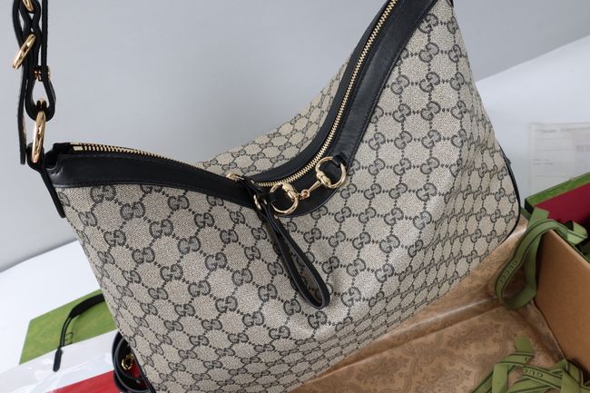 Gucci Starlet large shoulder bag A00CI2 black