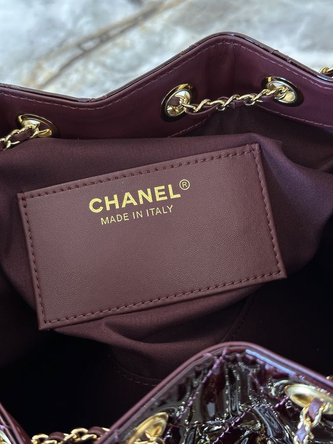 CHANEL 25 SMALL HANDBAG patent leather AS5293 Burgundy CHANEL 25 SMALL HANDBAG patent leather AS5293 Burgundy