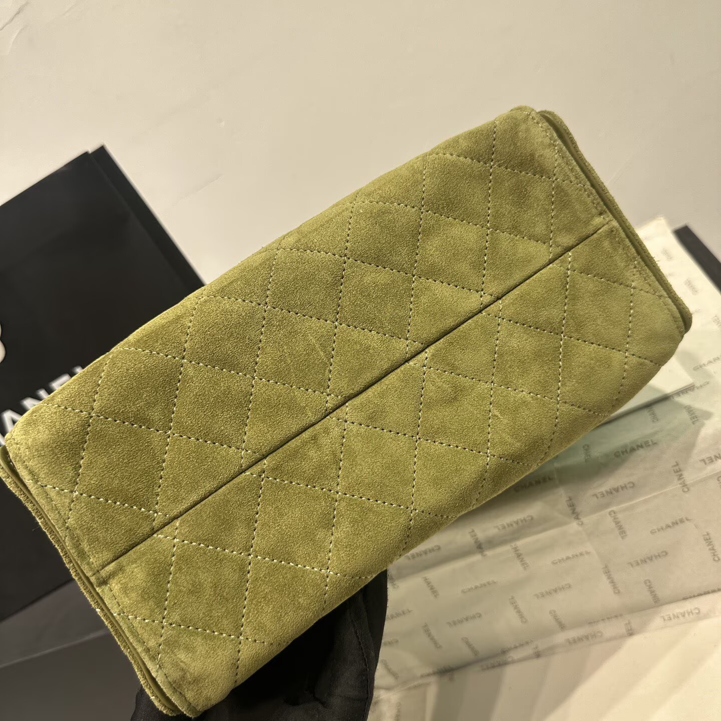 CHANEL 25 Small Handbag Suede AS5293 Green CHANEL 25 Small Handbag Suede AS5293 Green