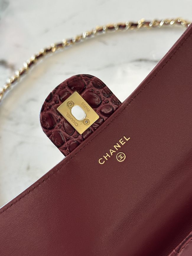 Chanel Clutch with chain Crocodile Embossed AP5280 Burgundy Chanel Clutch with chain Crocodile Embossed AP5280 Burgundy