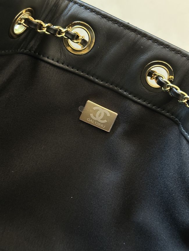CHANEL 25 Mini Handbag patent leather AS5631 black CHANEL 25 Mini Handbag patent leather AS5631 black