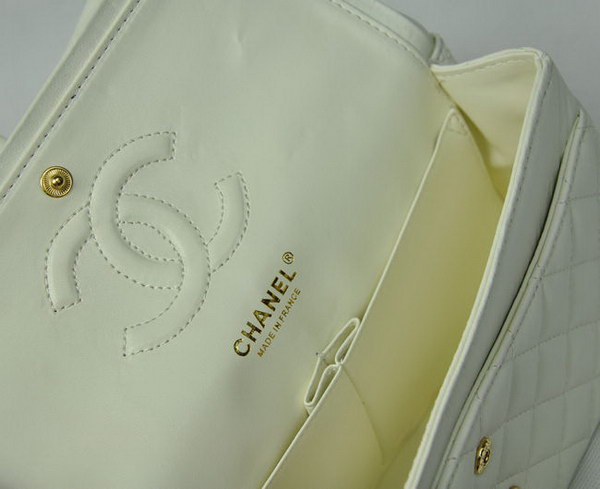 Chanel Classic Flap Bag 1112 Beige Leather Golden Hardware Chanel Classic Flap Bag 1112 Beige Leather Golden Hardware